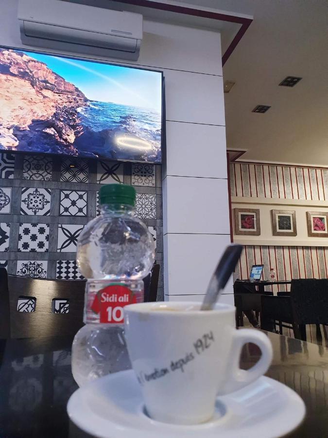 Hotel La Corniche Фнидек Экстерьер фото